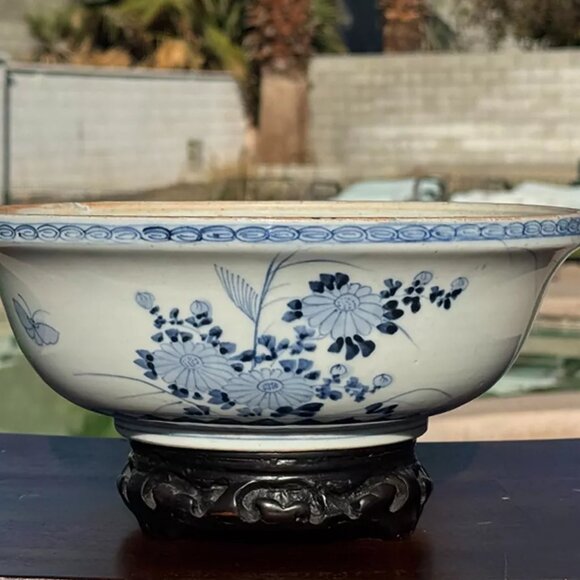 Rare Large 18th Century Chinese Export Blue & White Porcelain Bowl